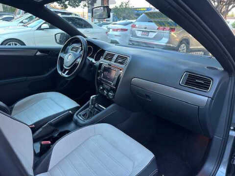 2016 Volkswagen Jetta 1.8T Sport