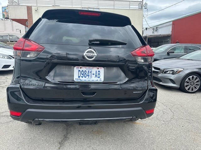 2018 Nissan Rogue SV