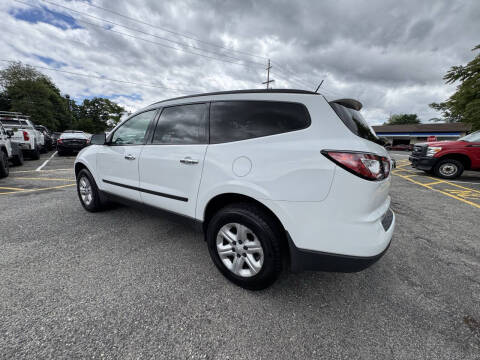 2017 Chevrolet Traverse LS