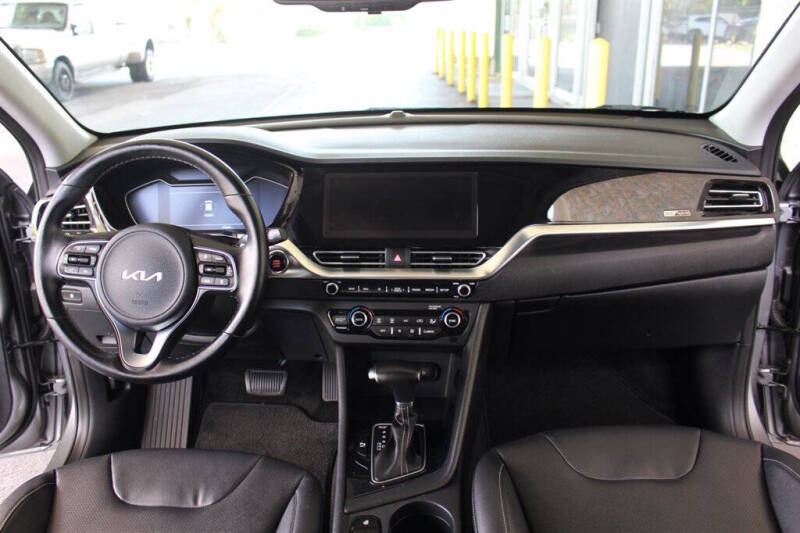 2022 Kia Niro EX Premium