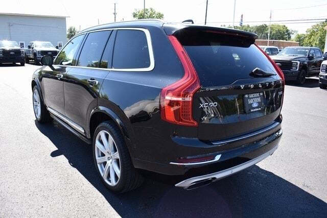 2018 Volvo XC90 T8 eAWD Inscription