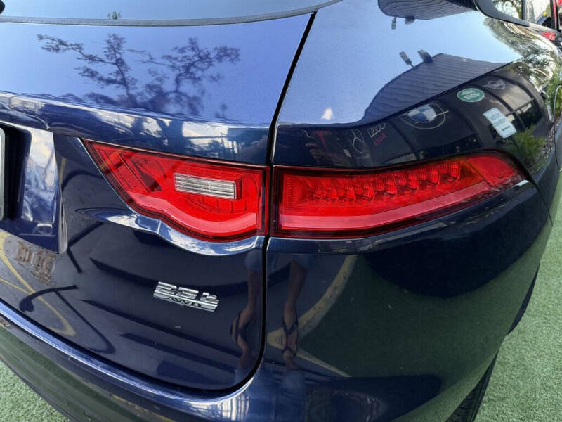 2018 Jaguar F-PACE 25t Premium