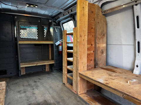 2017 GMC Savana 2500