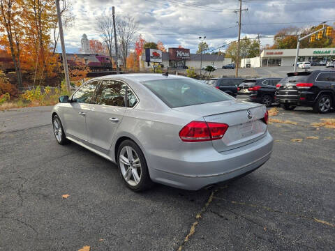 2014 Volkswagen Passat 1.8T SEL Premium PZEV