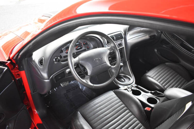 2003 Ford Mustang Mach 1 Premium