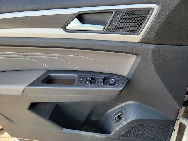 2022 Volkswagen Atlas V6 SE