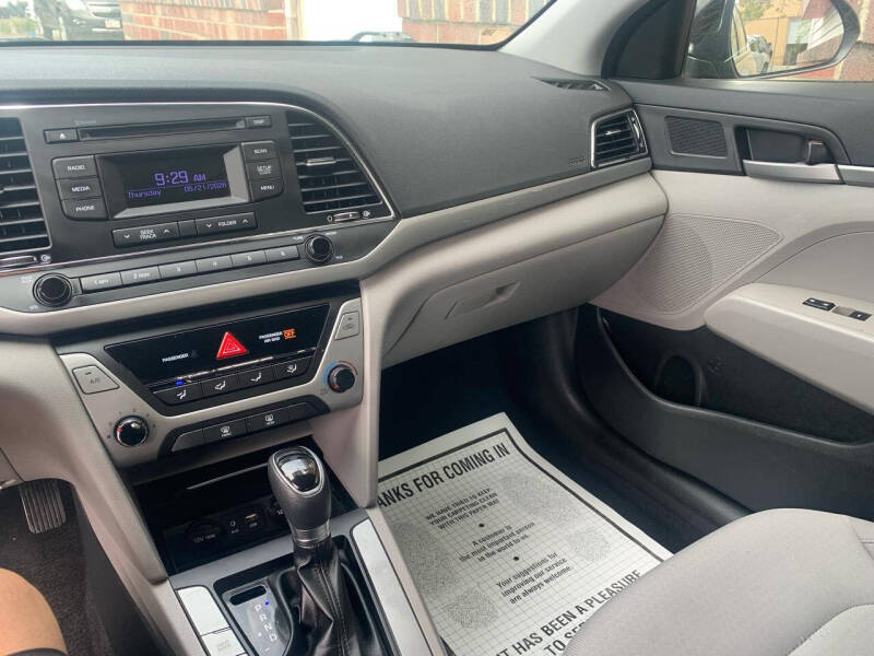 2018 Hyundai Elantra