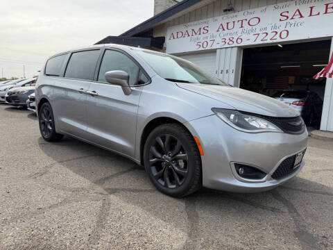 2020 Chrysler Pacifica Touring
