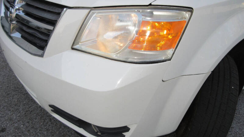 2010 Dodge Grand Caravan SXT photo 39