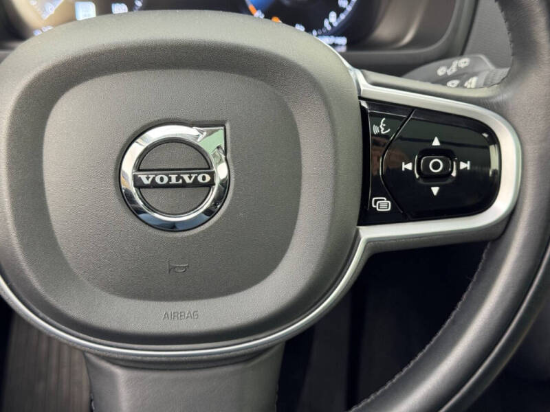 2022 Volvo XC90 Recharge T8 Inscription Expression 6P