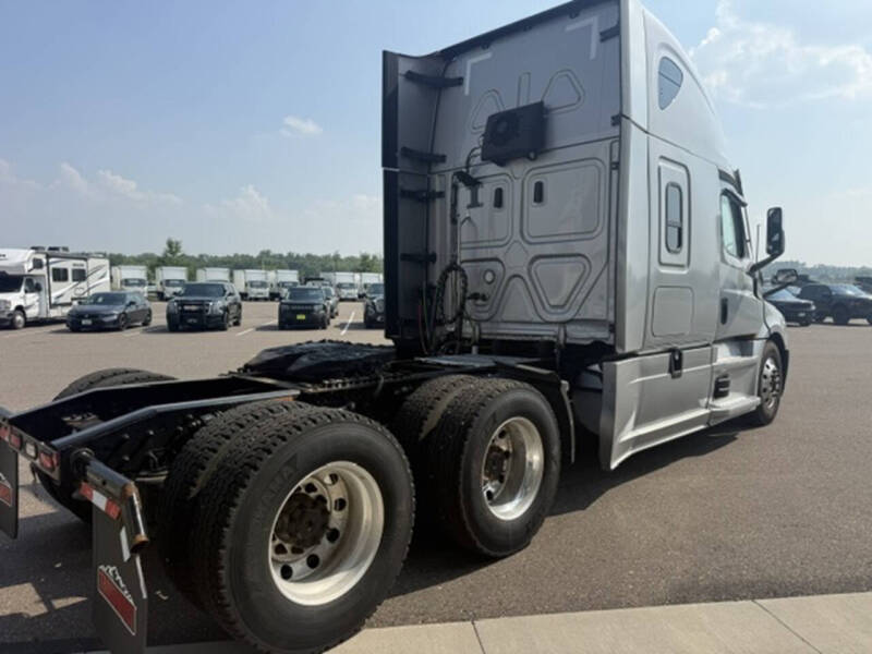 2021 Freightliner Cascadia