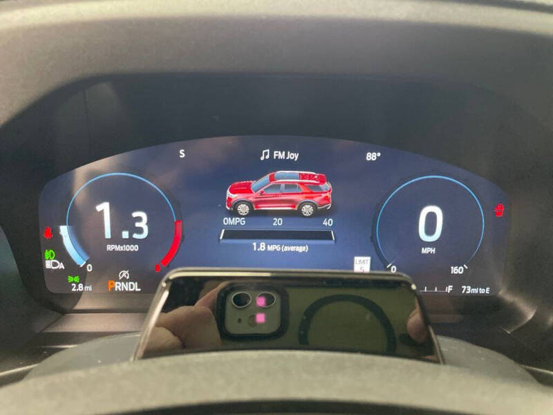 2025 Ford Explorer ST-Line