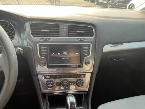 2016 Volkswagen e-Golf SE