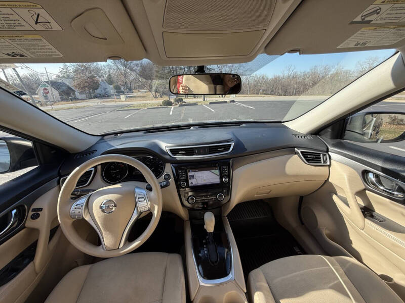 2015 Nissan Rogue SV