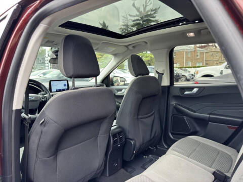 2021 Ford Escape SE