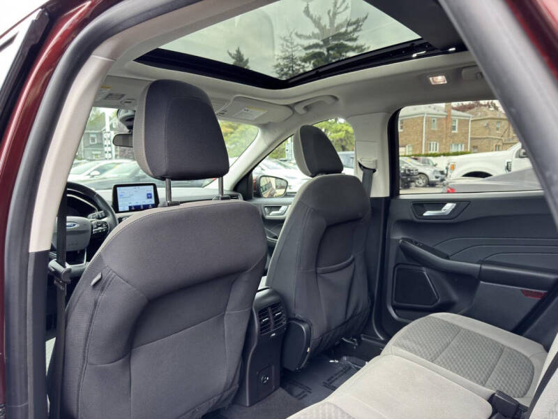 2021 Ford Escape SE