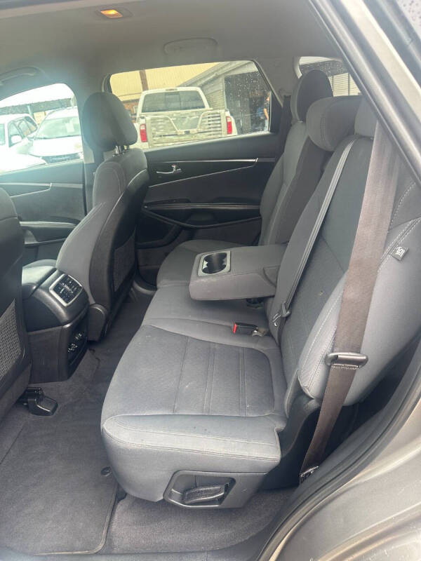 2016 Kia Sorento LX