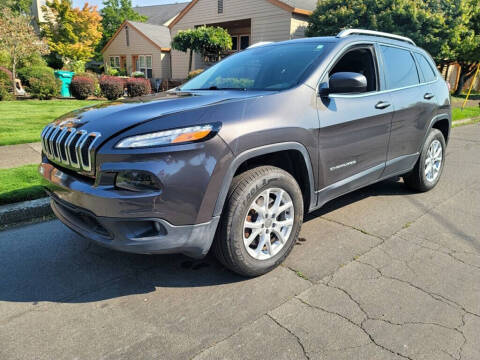 2017 Jeep Cherokee for sale at Blue Line Auto Group in Portland OR