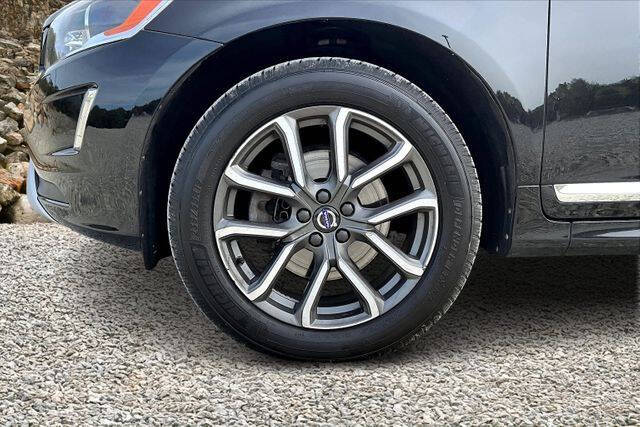 2017 Volvo XC60 T6 Dynamic