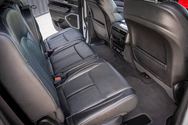 2023 Jeep Wagoneer L Series II