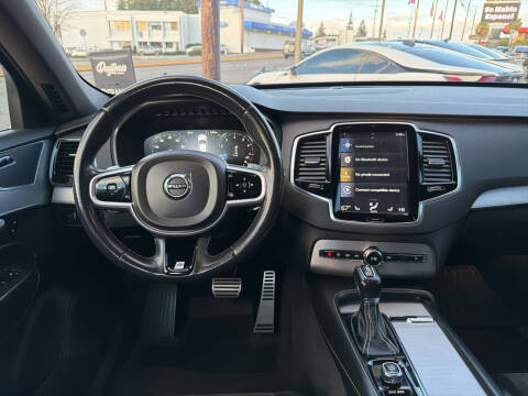 2018 Volvo XC90 T6 R-Design