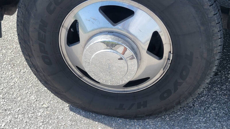 2002 Ford F-350 Super Duty Lariat