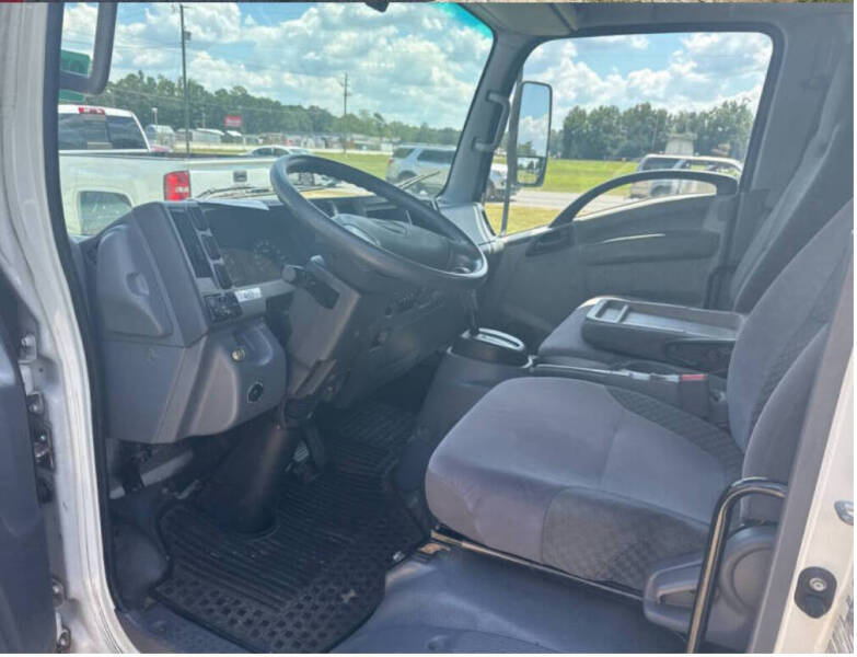 2015 Isuzu NPR