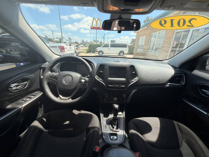 2019 Jeep Cherokee Latitude