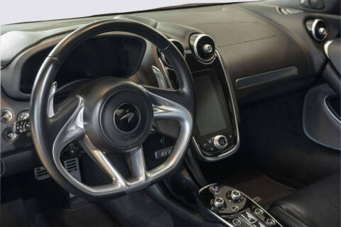 2022 McLaren GT