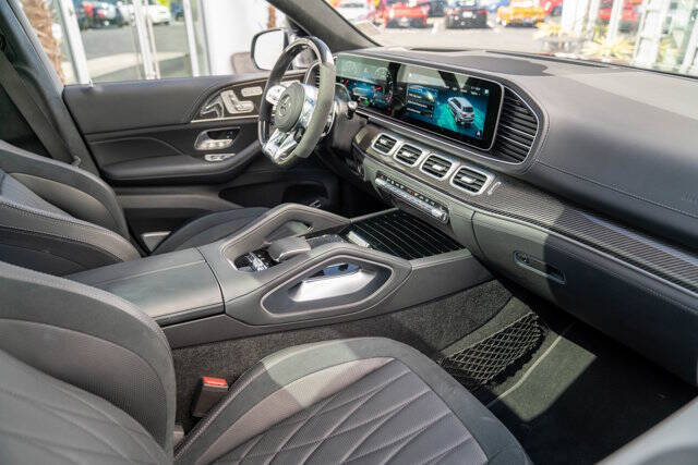 2021 Mercedes-Benz GLS 6