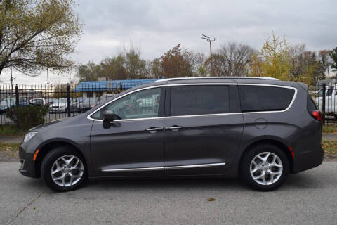 2018 Chrysler Pacifica Touring L
