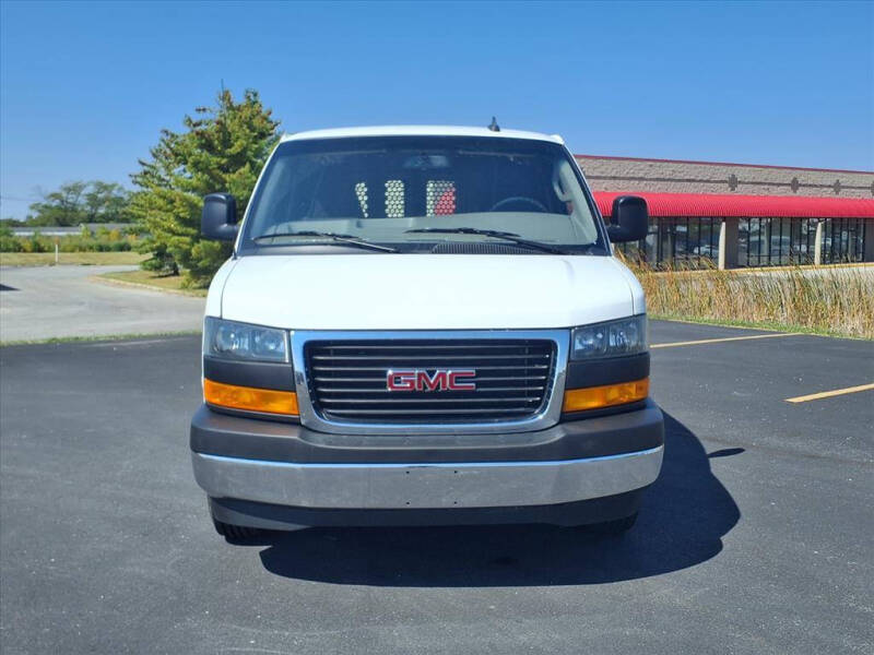 2023 GMC Savana 2500