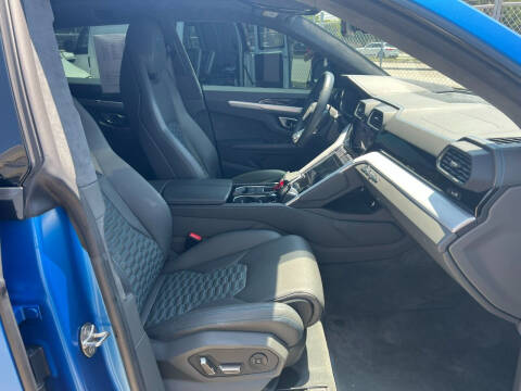 2021 Lamborghini Urus