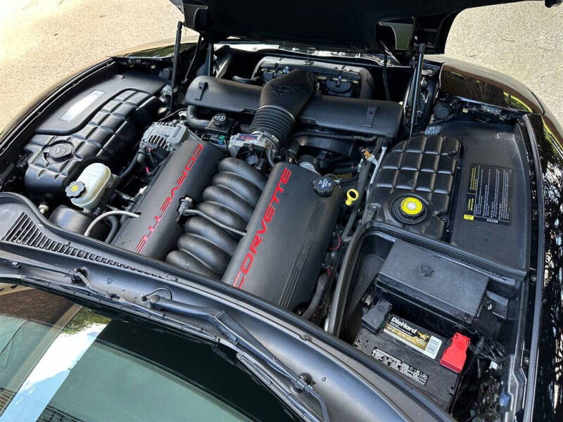 2004 Chevrolet Corvette