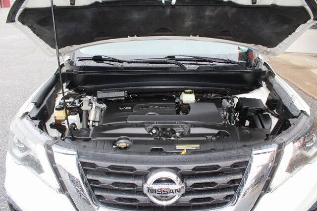 2020 Nissan Pathfinder SL