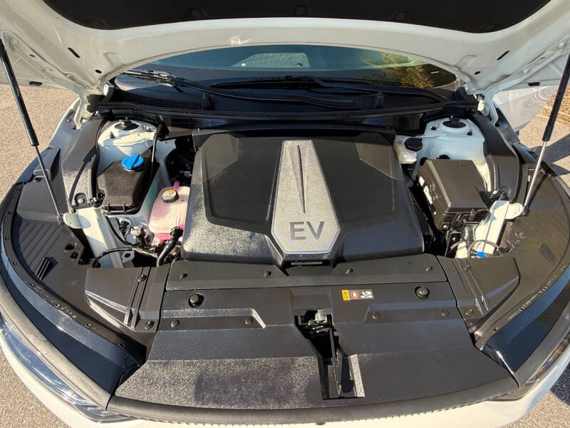 2024 Kia EV6 Wind