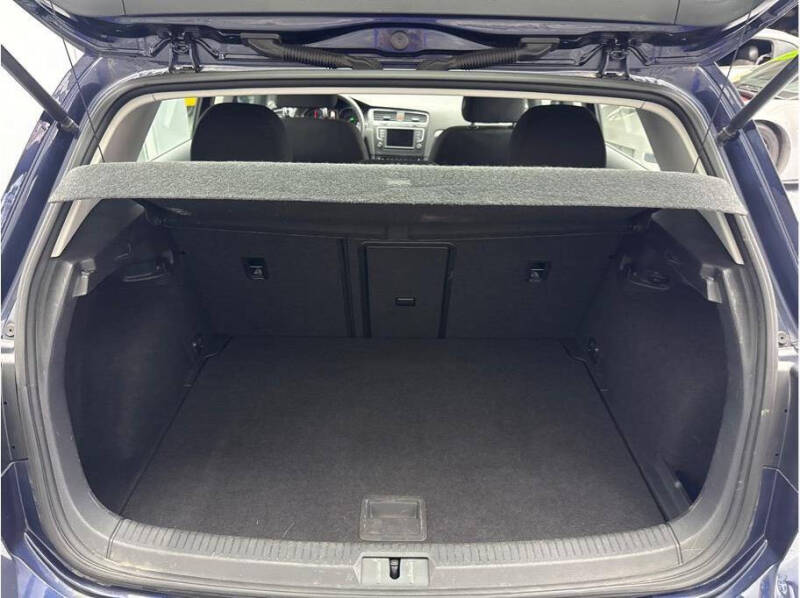 2016 Volkswagen e-Golf SE