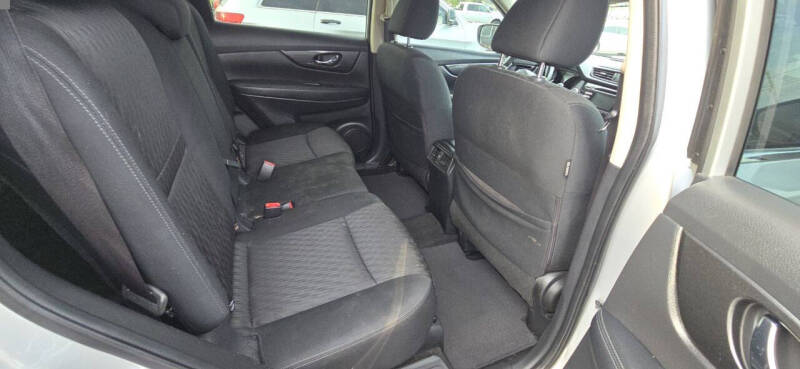 2017 Nissan Rogue S