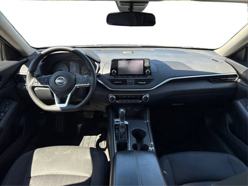 2022 Nissan Altima 2.5 S