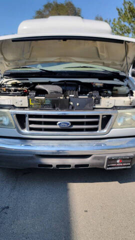 2003 Ford E-Series E-150