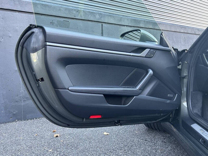 2022 Porsche 911 Carrera