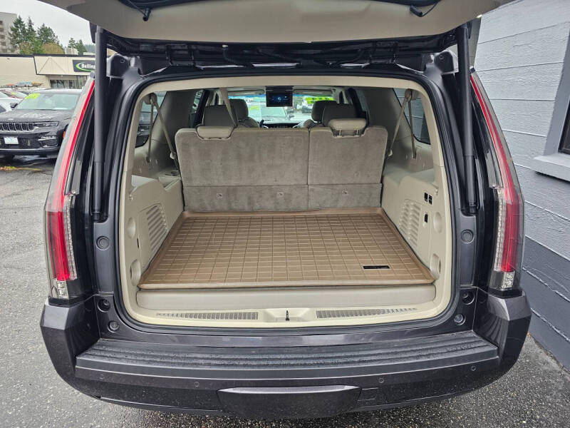 2018 Cadillac Escalade ESV Premium Luxury