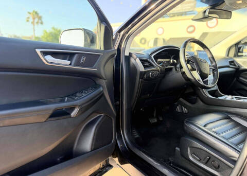 2021 Ford Edge