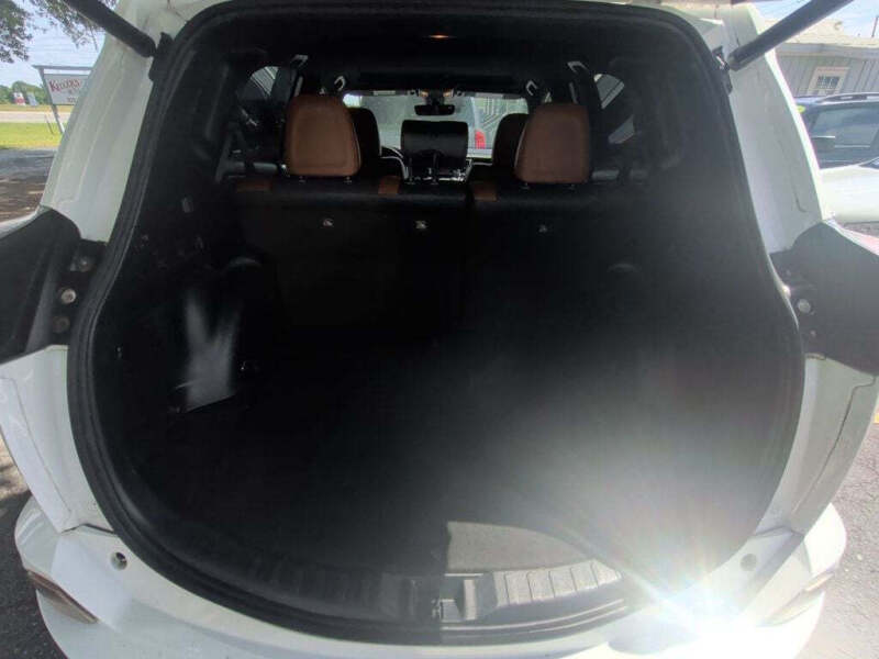 2018 Toyota RAV4 SE