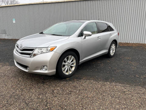 2013 Toyota Venza for sale at Cody's Classic & Collectibles, LLC in Stanley WI