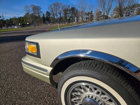 1997 Lincoln Town Car Executive