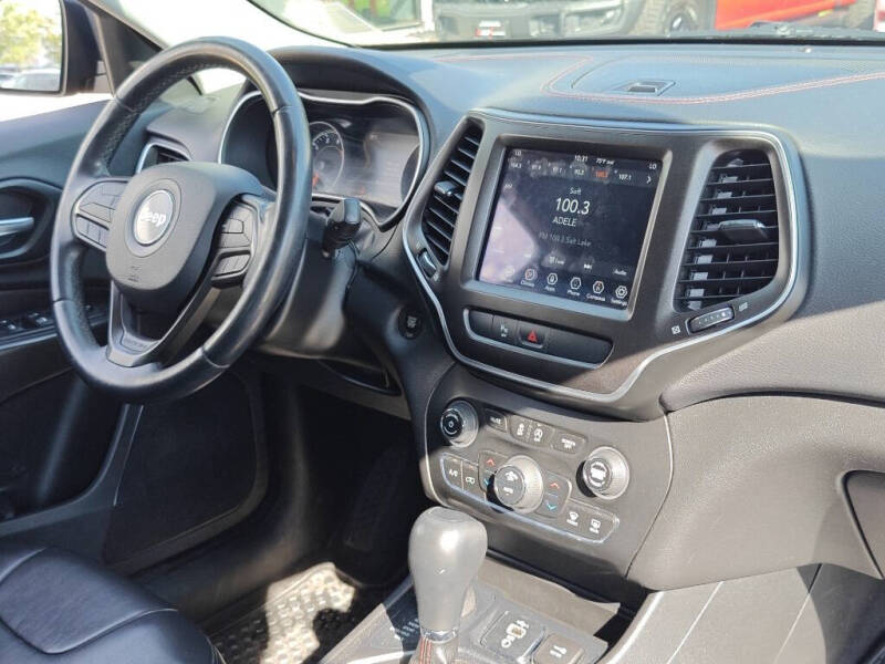 2020 Jeep Cherokee Trailhawk