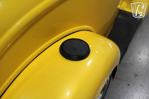 1933 Plymouth 5 Window
