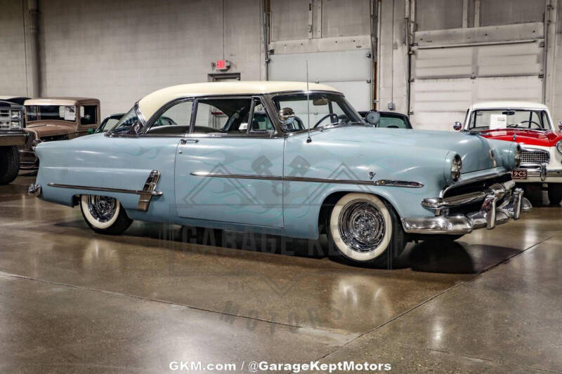 1953 Ford Crestline