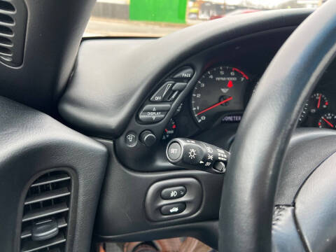 2004 Chevrolet Corvette